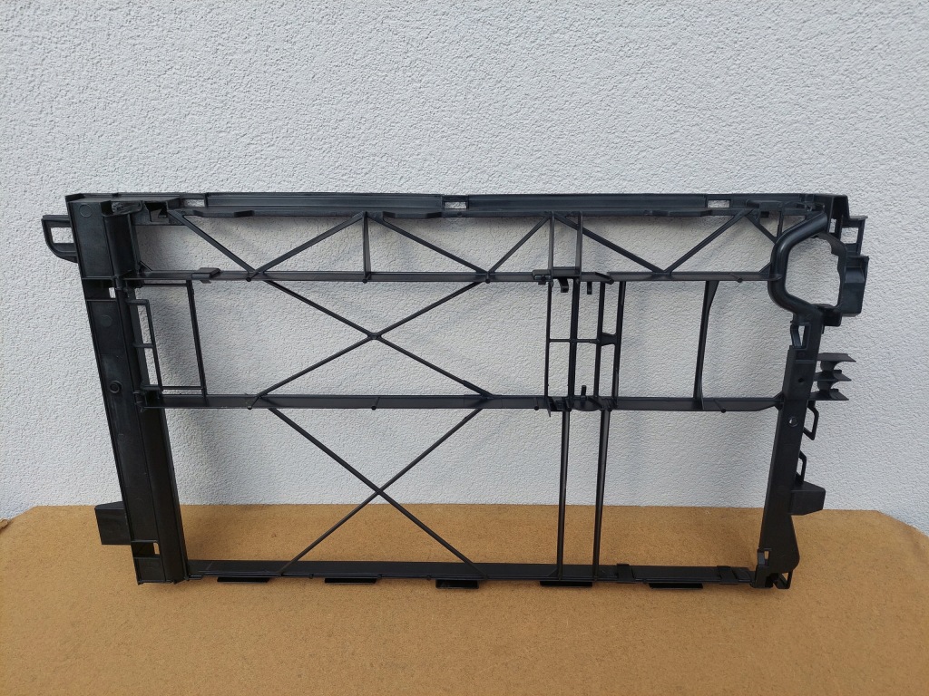 фото №1, Mercedes vito w447 рамка радиатора nowa