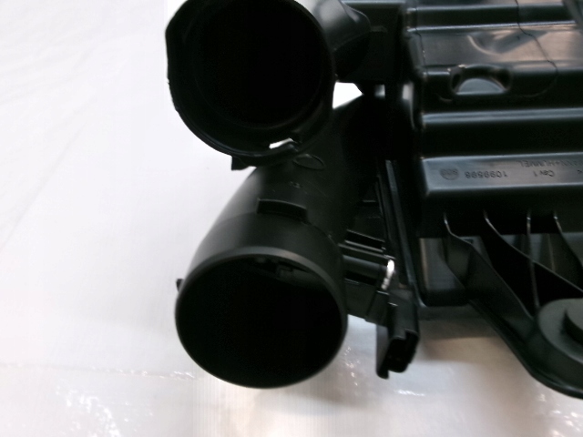 фото №11, Корпус фильтра воздуха citroen c4 1,6 hdi 04-10 psa 9806561080