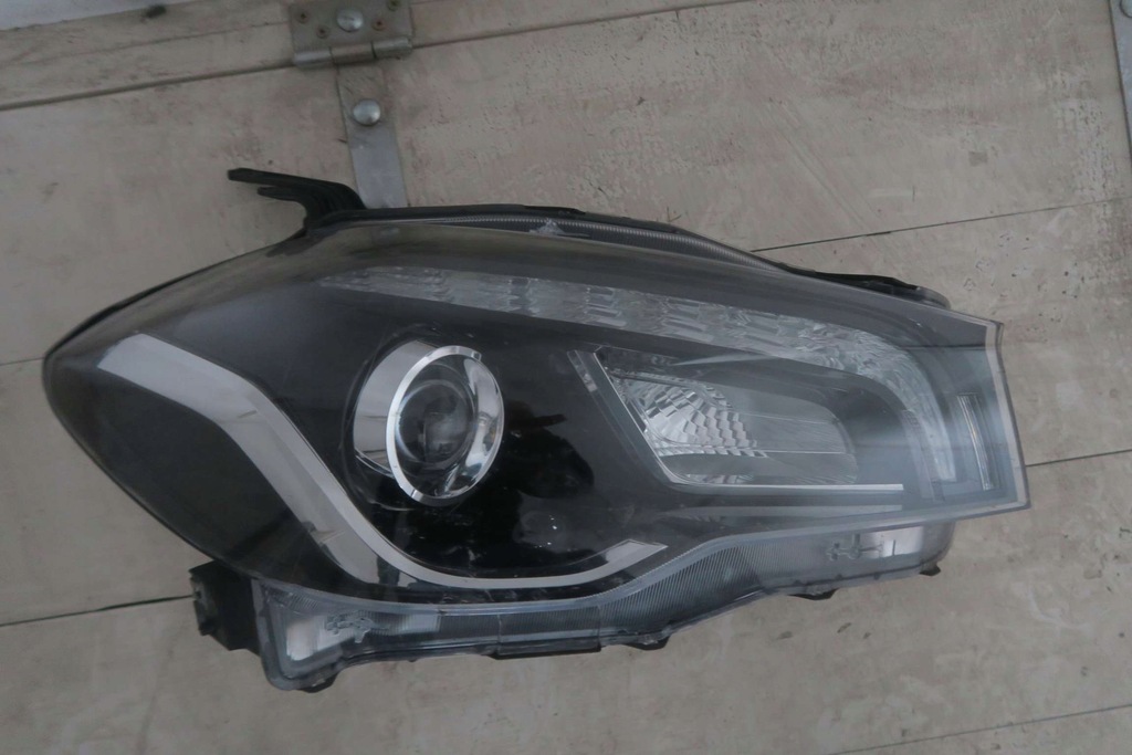 фото №1, Suzuki sx4 s cross lift full led правый фара