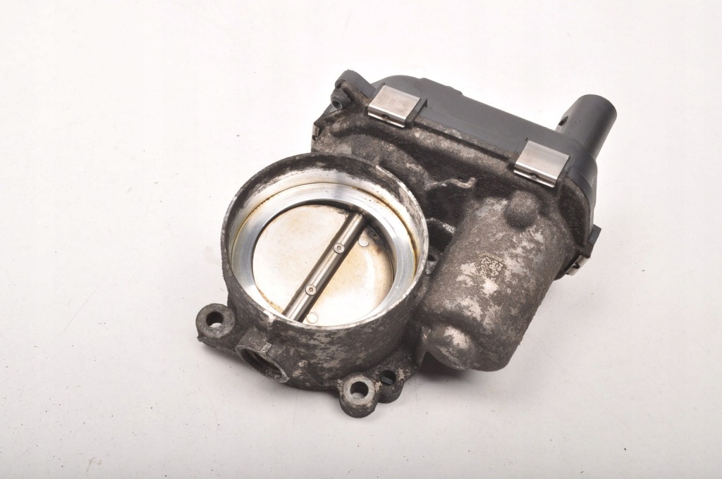 фото №8, Audi a3 8y vw tiguan ii seat leon iii kamiq 1.5 tsi дросельна заслінка 04e133062t