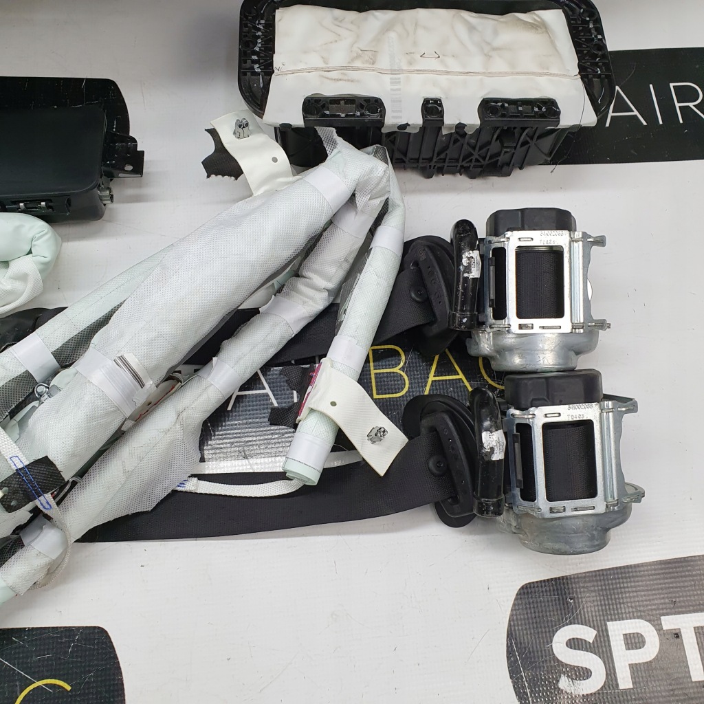 Bmw x3 g01 x4 g02 приборная панель панель  резиновый элемент оригинал подушки безопасности ремни подушка безопасности шторки безопасности Цена