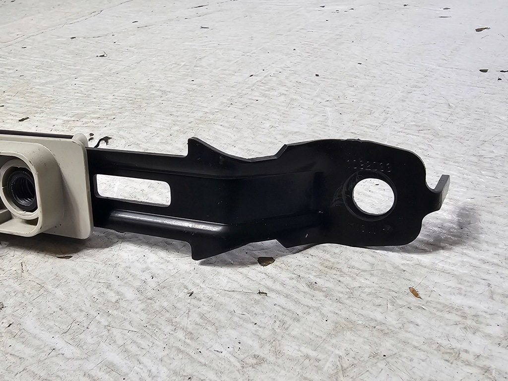 фото №11, Mazda cx5 ii 17- регулювання ременів безпеки 1092033 usa