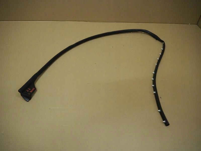 фото №1, Прокладка дверь правый перед peugeot 3008 ii