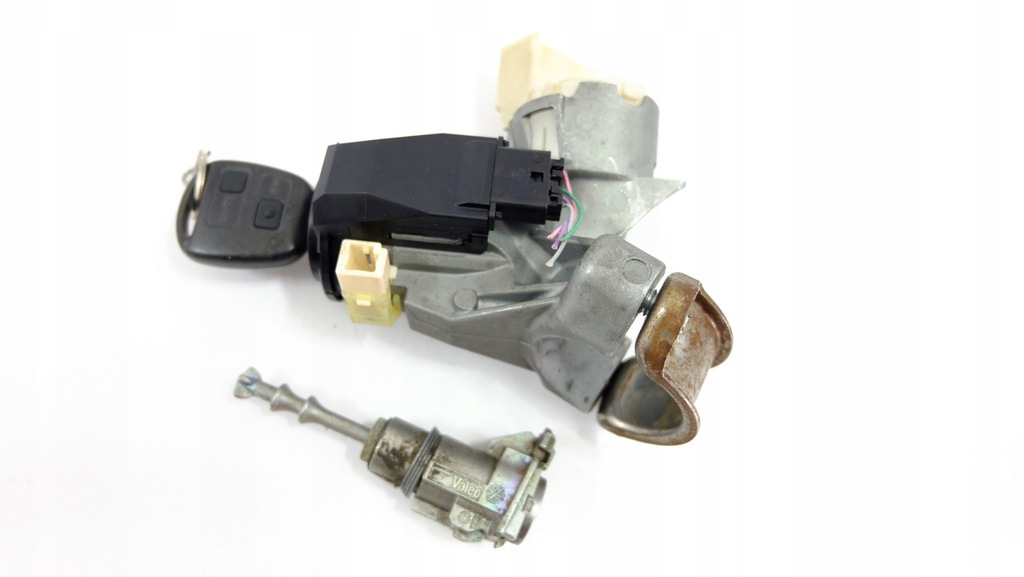 фото №4, Toyota yaris verso замок запалювання ключ