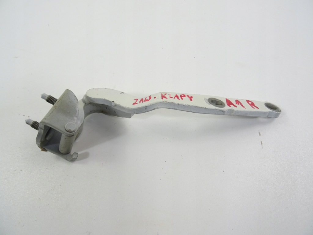 фото №1, A1 петля крышки багажника правый 8x3827300a 2013