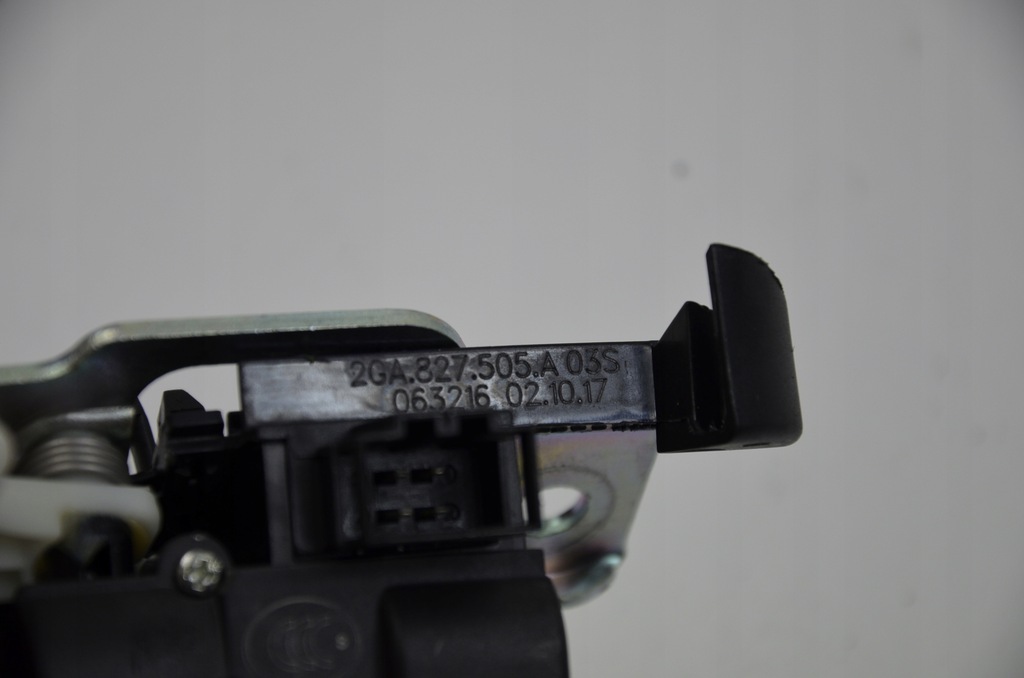 фото №4, Vw t-rok замок кришки задня 2ga827505a
