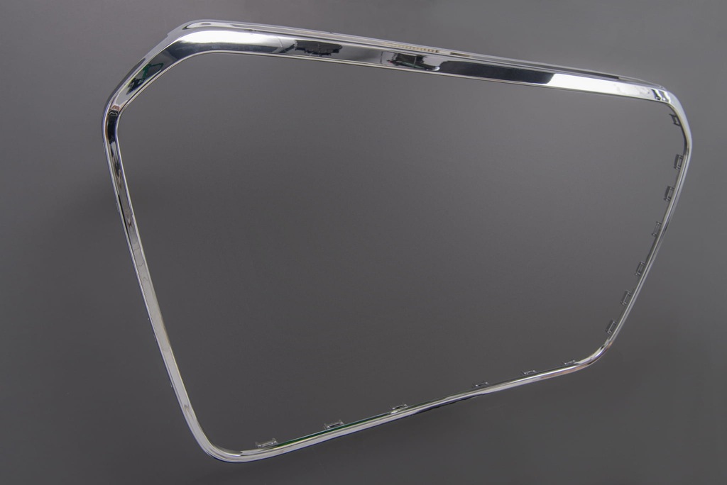 фото №9, Audi a6 / s6 c7 11-15 przed liftingiem рамка решетка хромированная 4g0853651at