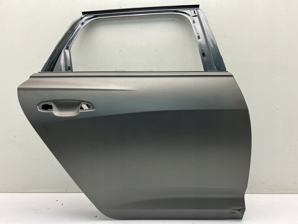 фото №1, Audi a6 c8 4k9 kombi avant дверь задние правое задняя 18-