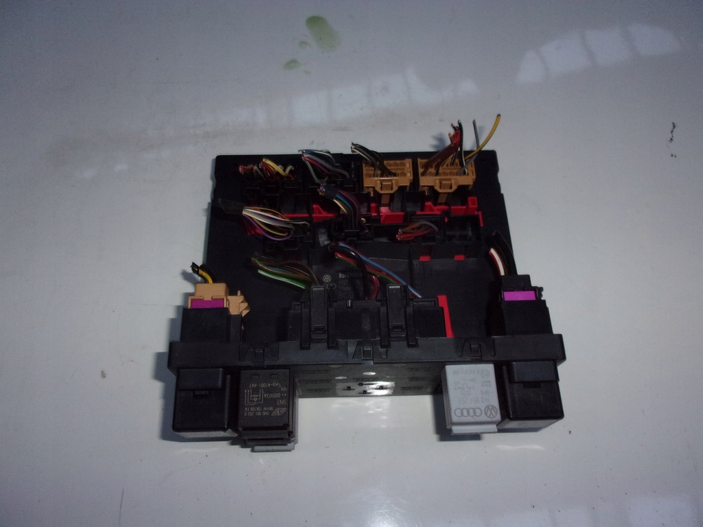 фото №1, Модуль блок управления бортовой сетью vw passat b6 3c0937049g