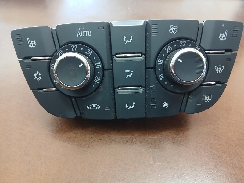 фото №1, Панель обдув opel astra j 13343708