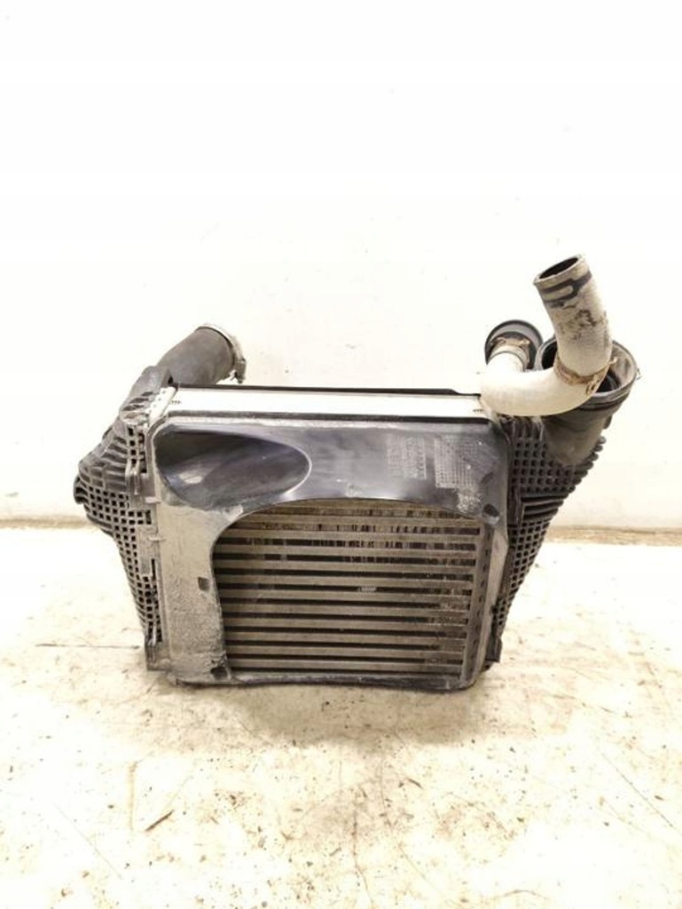 фото №1, Porsche macan 2016 радіатор повітря інтеркулер