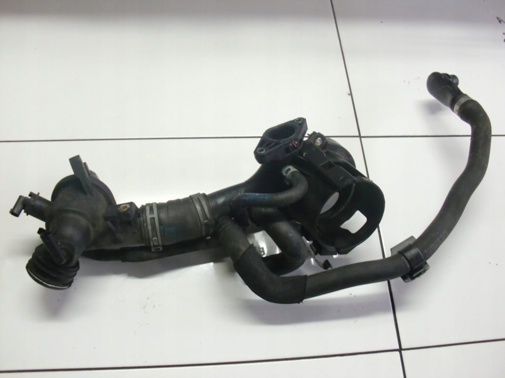 фото №1, Mercedes 2.2cdi корпус термостат a6512000615