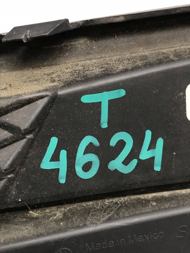 фото №9, Volkswagen jetta vi левая решётка нижняя бампера передний 5c6853665h