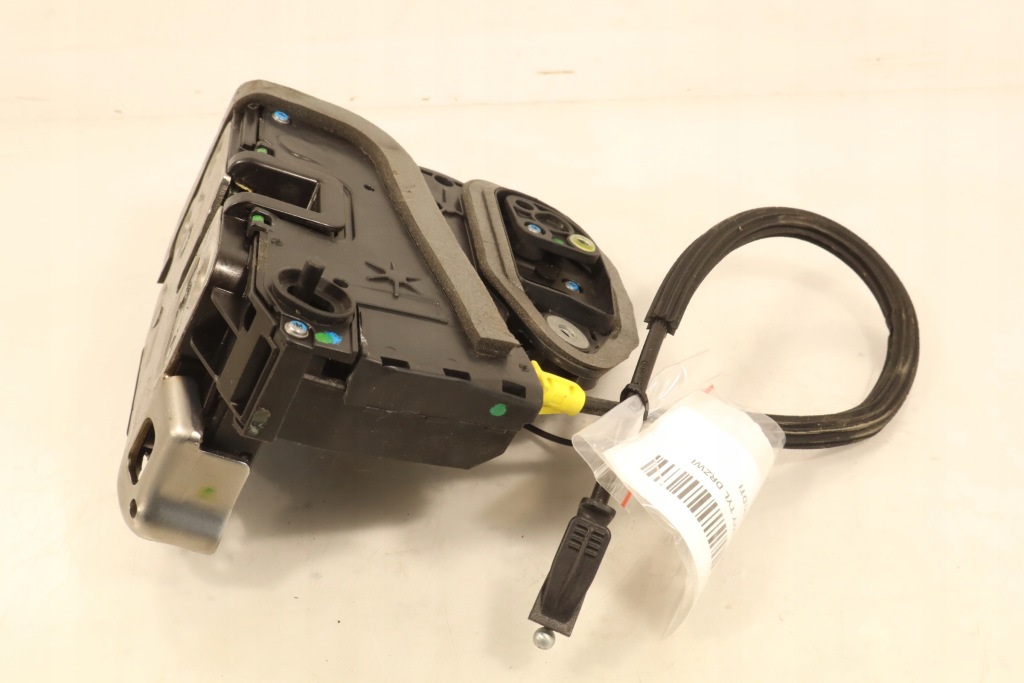 Купить Opel astra k замок дверь левый задний  13596953