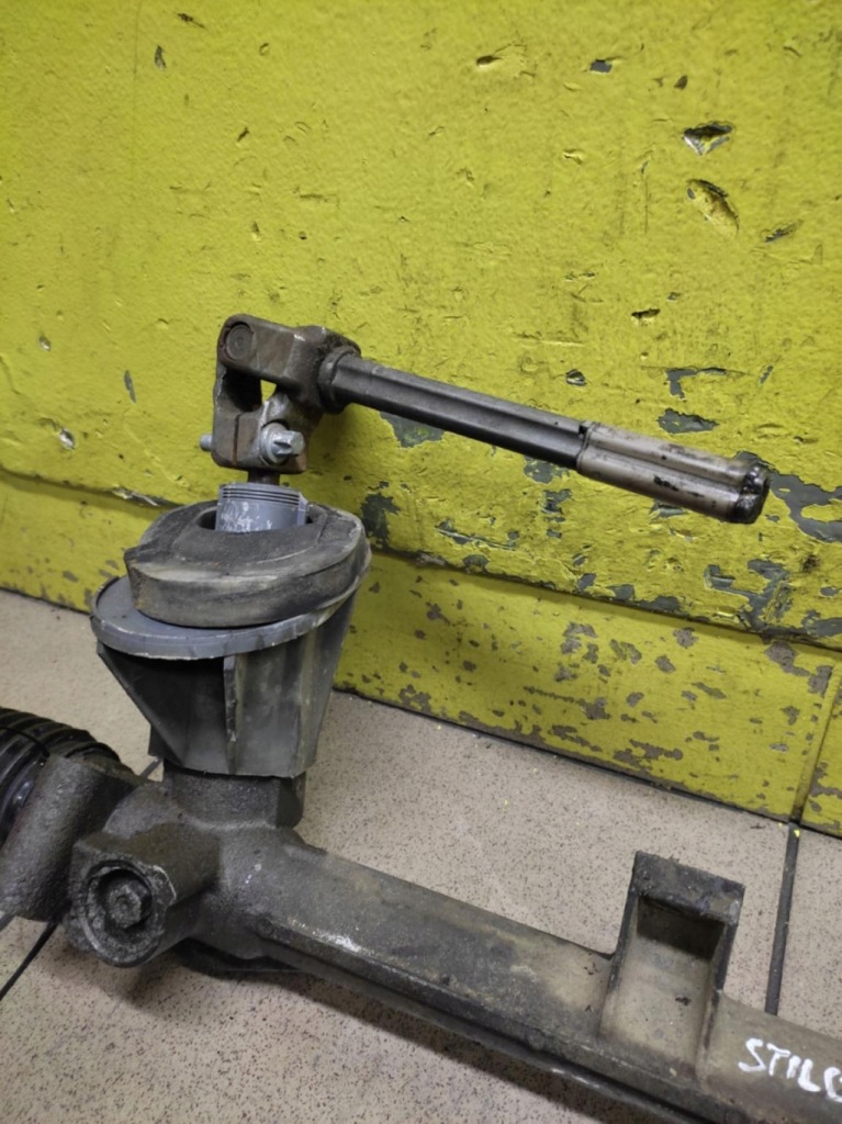 Fiat stilo рулевая рейка трансмиссия 37502408 с Разборки