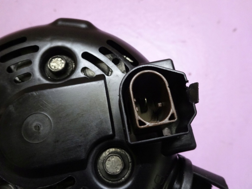 Ford focus 1.0 ecoboost 12r 125km 0048812187 генератор в Украине