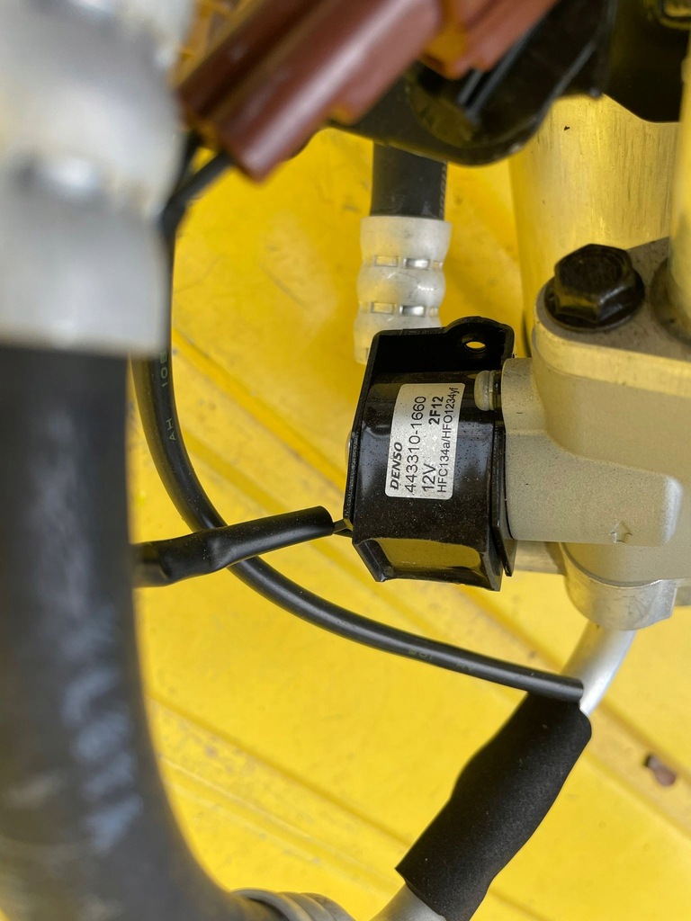 фото №11, Nissan ariya шланг дроти кондиціонера