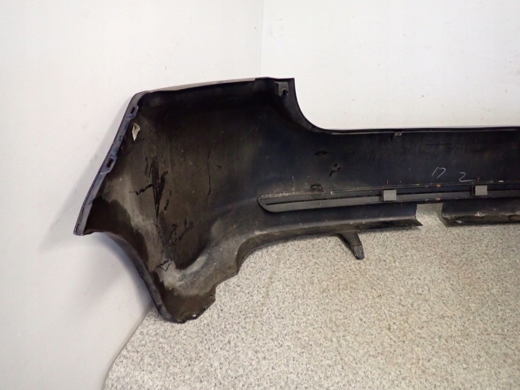 фото №12, Toyota corolla e12 hb 04-07 бампер задний 8p4