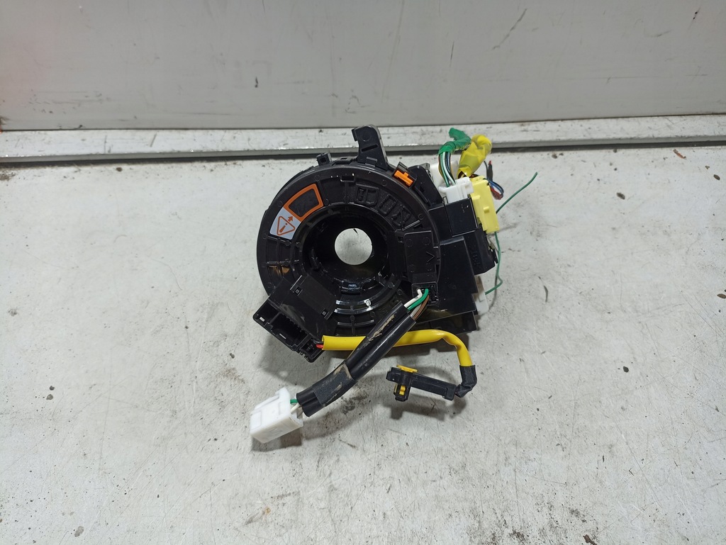 фото №1, Subaru forester v lift лента 83111al250