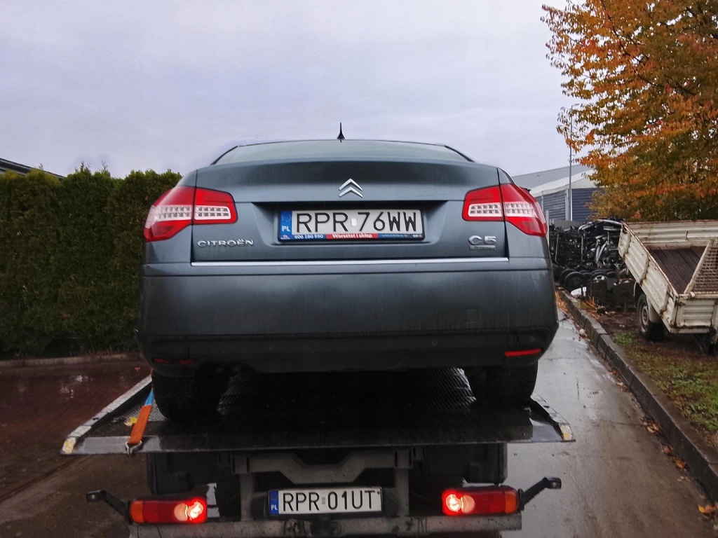 Бампер перед с противотуманные фары с датчиками citroen c5 ii 08- Киев