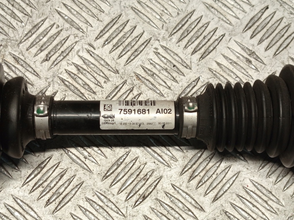Bmw оригінальний номер 7591681 x1 e84 привідний вал ліве перед ліва передня Оригінал
