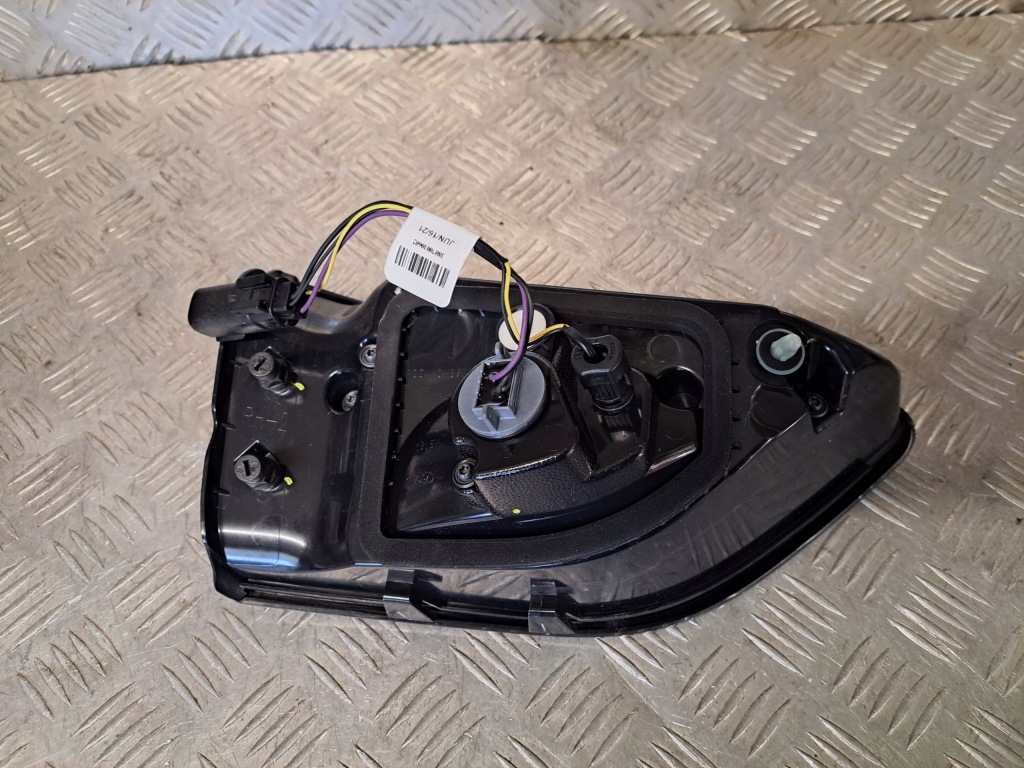 Ford kuga mk3 2020 r фара правый  задний  lv4b-13a602-an Недорого