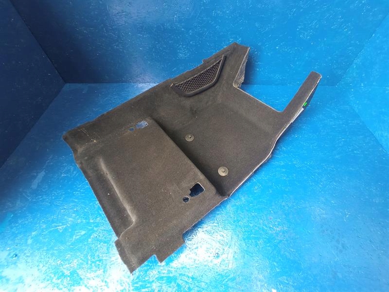 фото №1, Обшивка права alfa romeo stelvio 01561437290