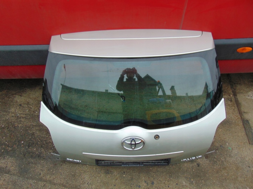 фото №7, Крышка багажника багажника задняя toyota auris i 1 серебристая с стекло