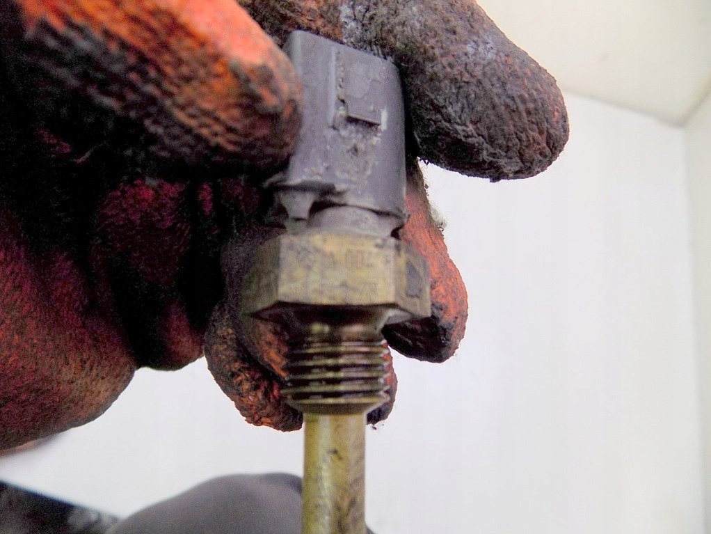 фото №5, Mercedes atego 4.2 датчик температуры a0041534328