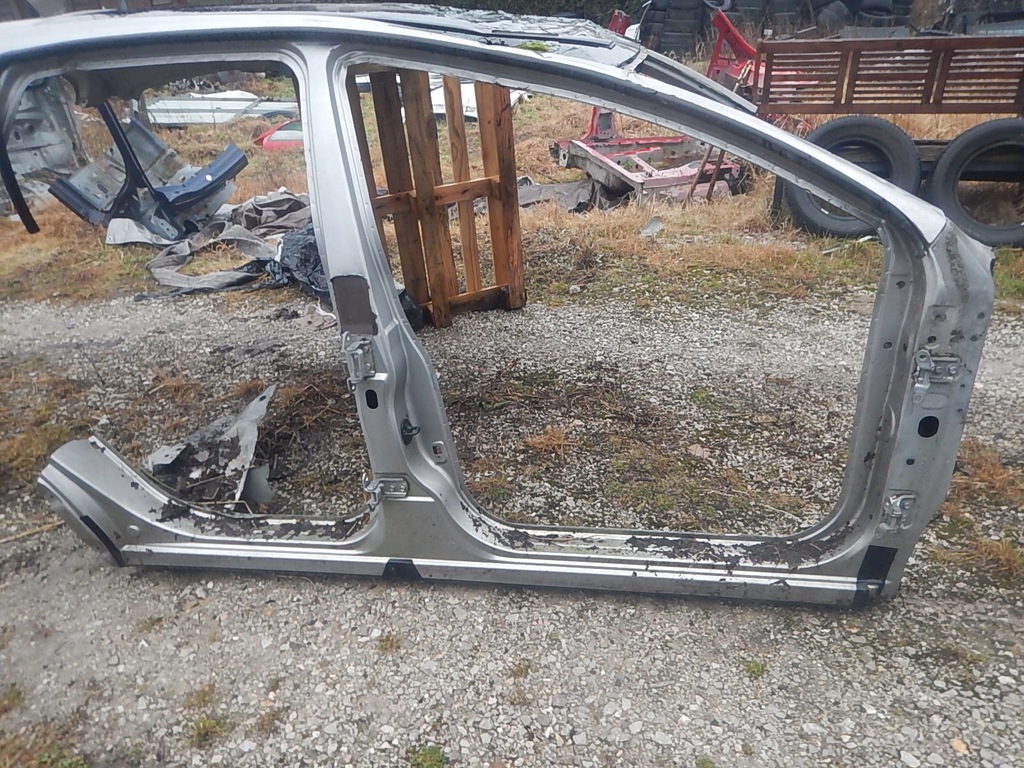 фото №1, Nissan qashqai+ 2 lift правый порог блок двигателя