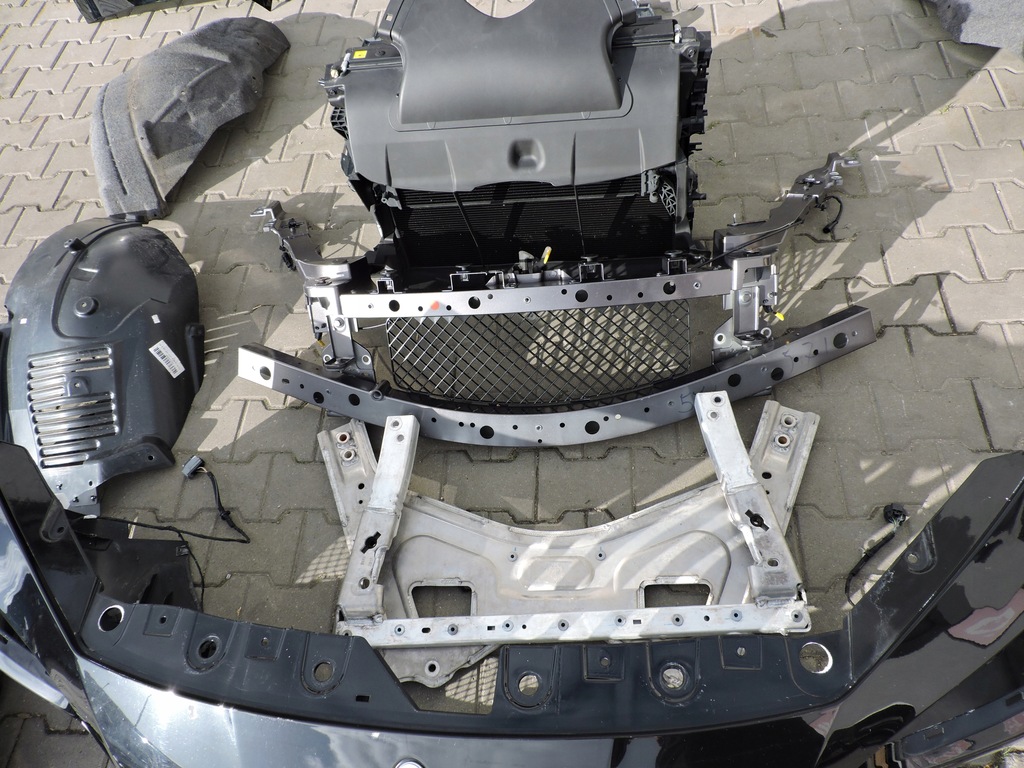 фото №6, Перед kompletny maserati ghibli gransport карбон