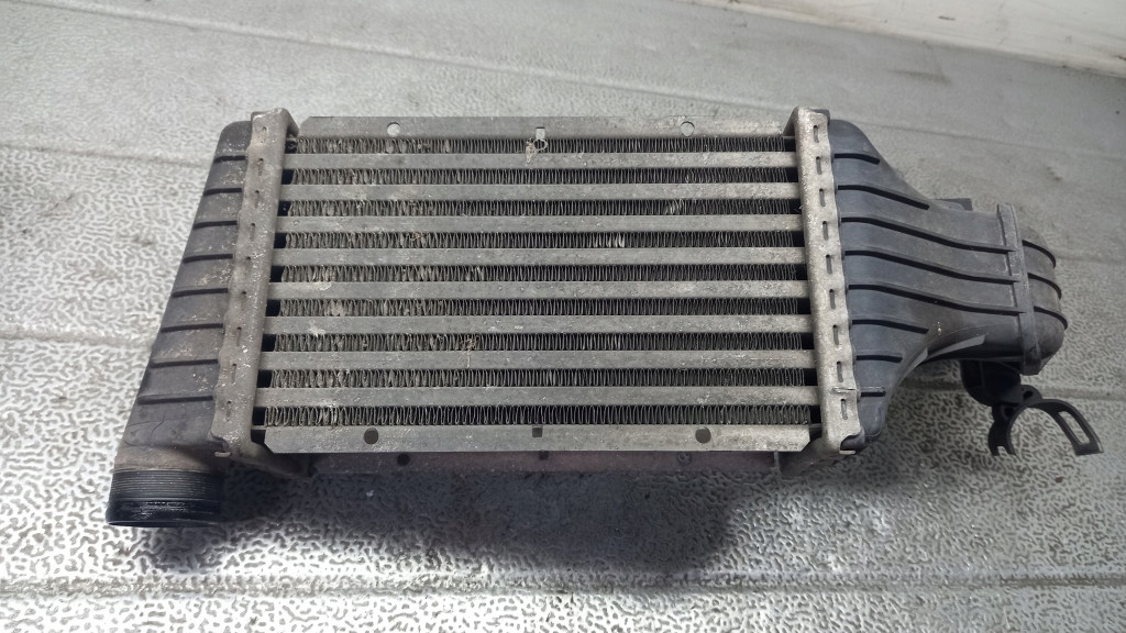 фото №1, Интеркулер opel zafira a 2.2dti 03r 24436438
