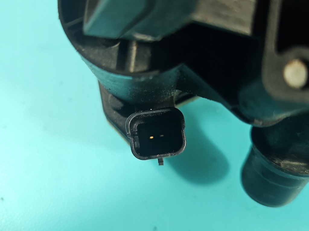 фото №7, Корпус термостата ford mondeo mk5 2,0tdci 9804160380