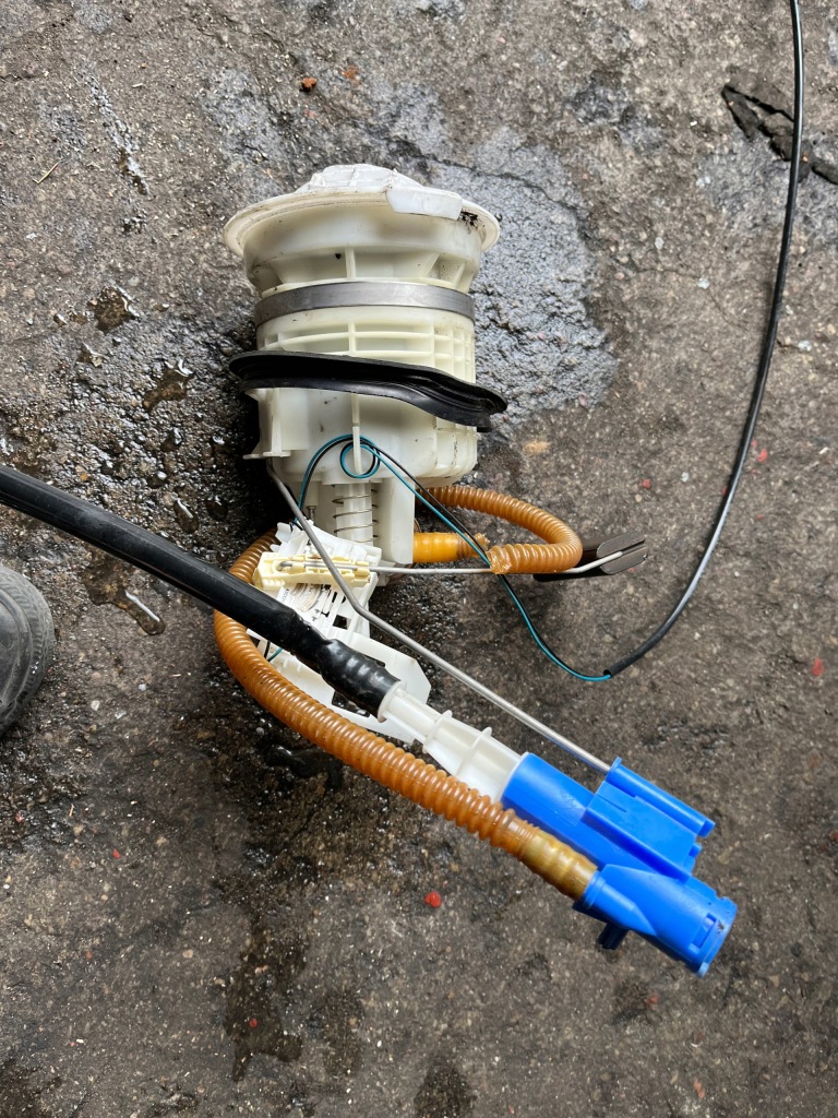 фото №3, 69 mini r50 насос топлива