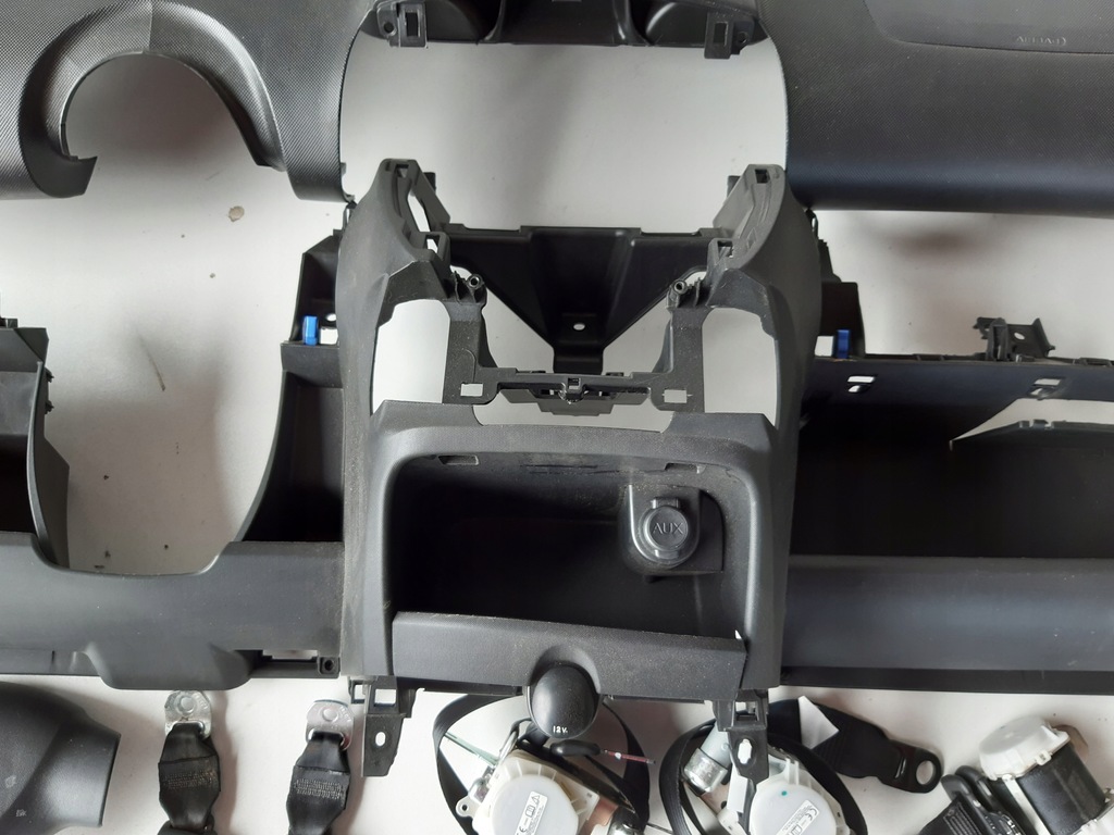 фото №6, Toyota aygo консоль подушка безпеки шторки безпеки ремені lift 13r.
