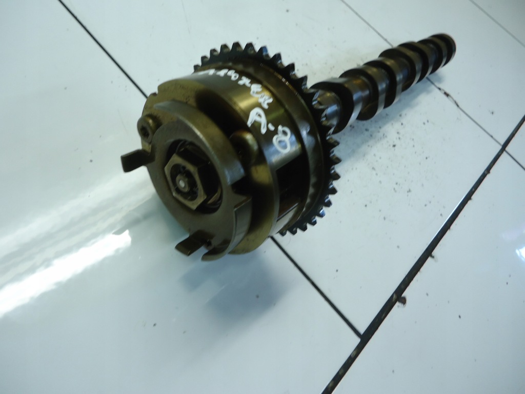 Opel astra j 1.4 16v a14xer вал розподільного валу 55562231 в Україні