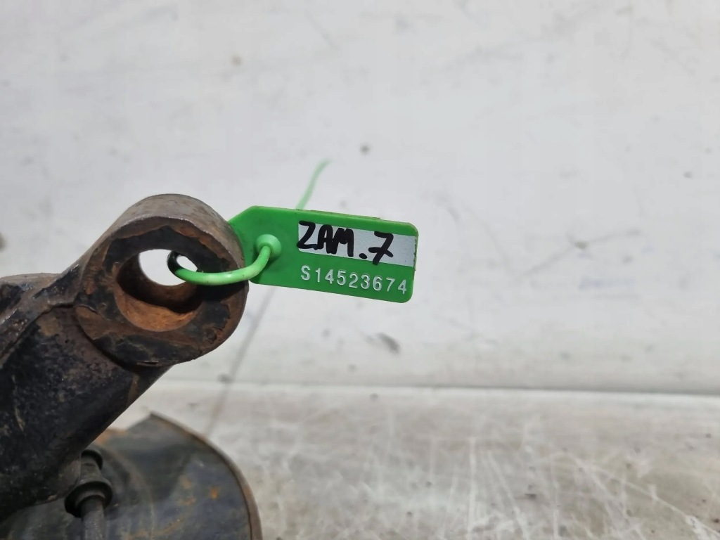 Поворотний кулак задній права 362037 mercedes w163 Недорого