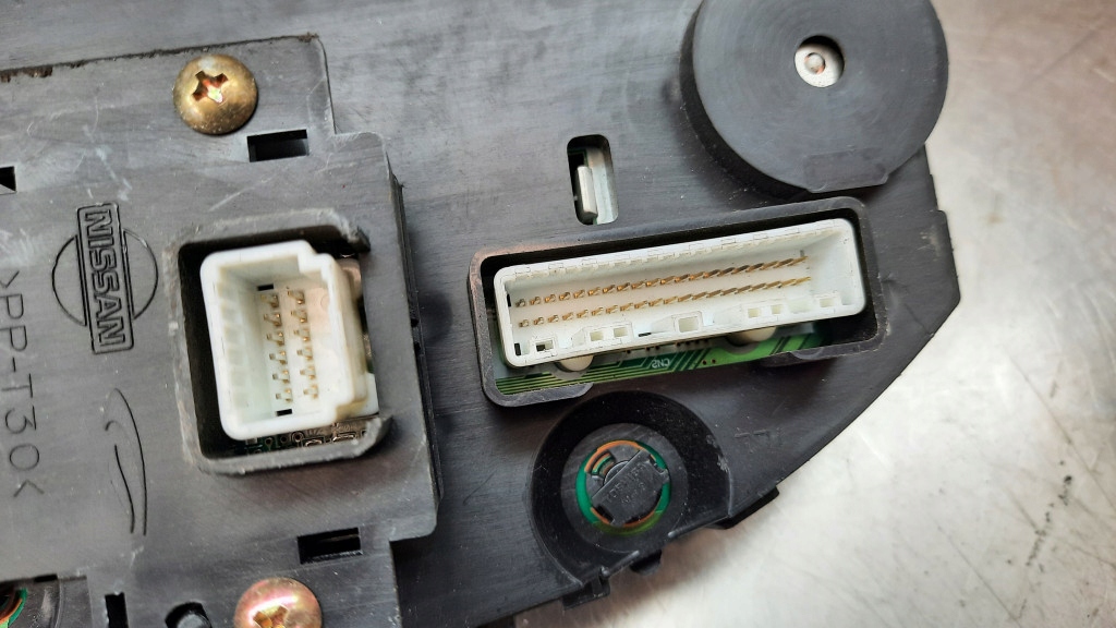 фото №8, Счетчик приборы nissan almera n16 03r 1.5 dci