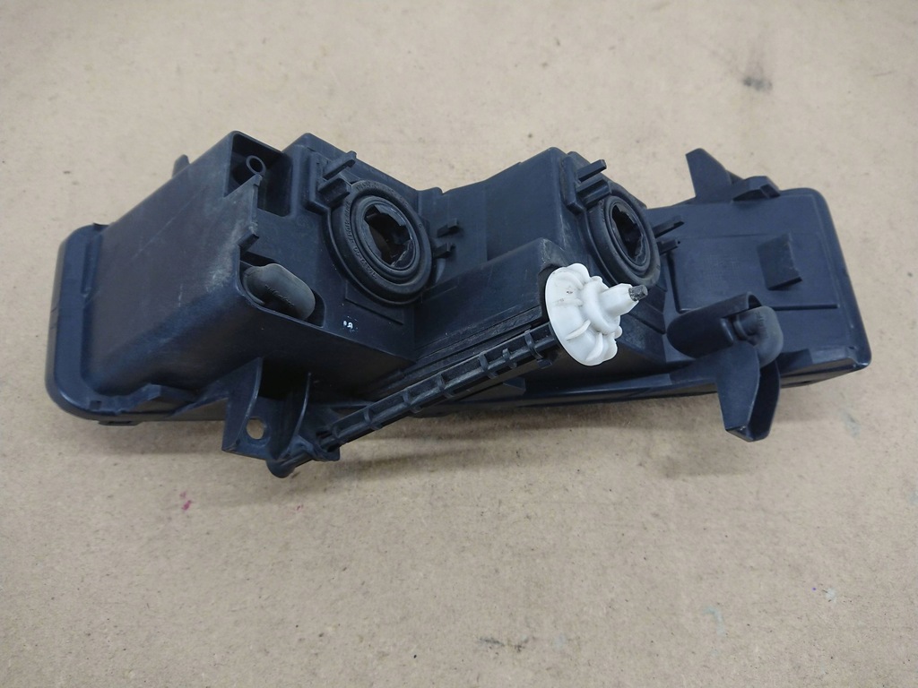 фото №7, Skoda octavia 3 iii rs противотуманная фара правый перед