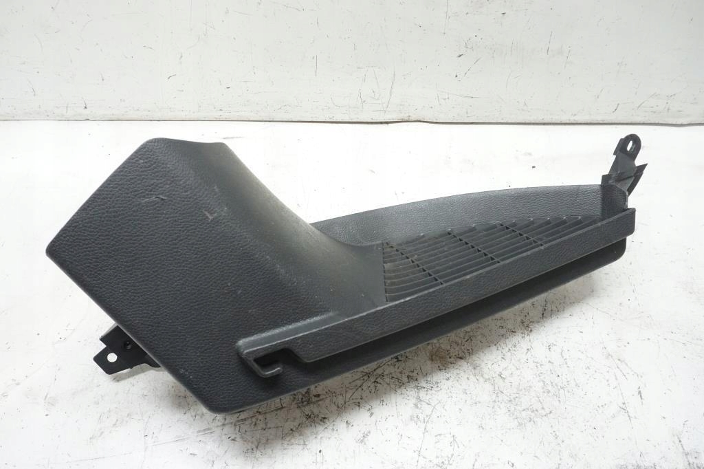 фото №1, Опора полка задний левая tyvw golf v 1k6867761