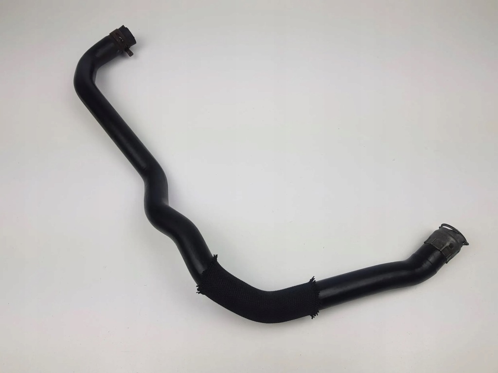 Шланг пабтрубок  труба радиатора воды peugeot 207 1.6 vti 9680006080 Недорого