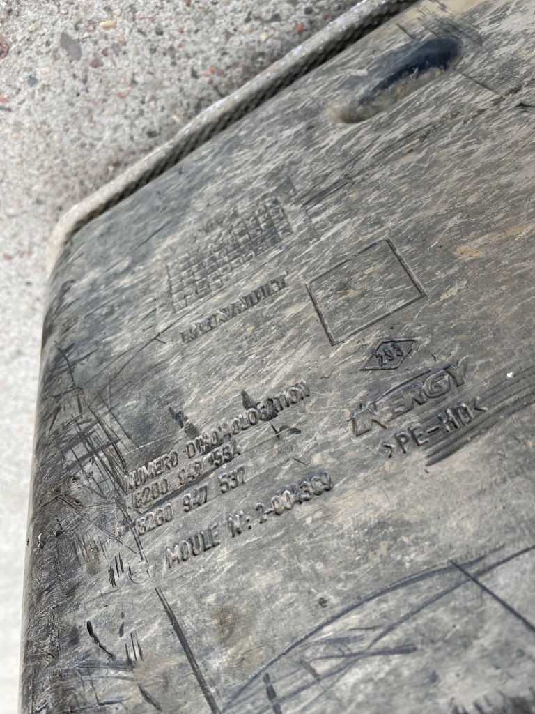 Master iv 19- бак пального bak 2.3 8200947534 Київ