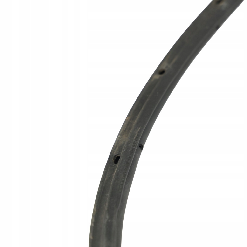 фото №10, Land rover discovery 4 l319 прокладка крышки багажника задняя 4h22-40370-ab