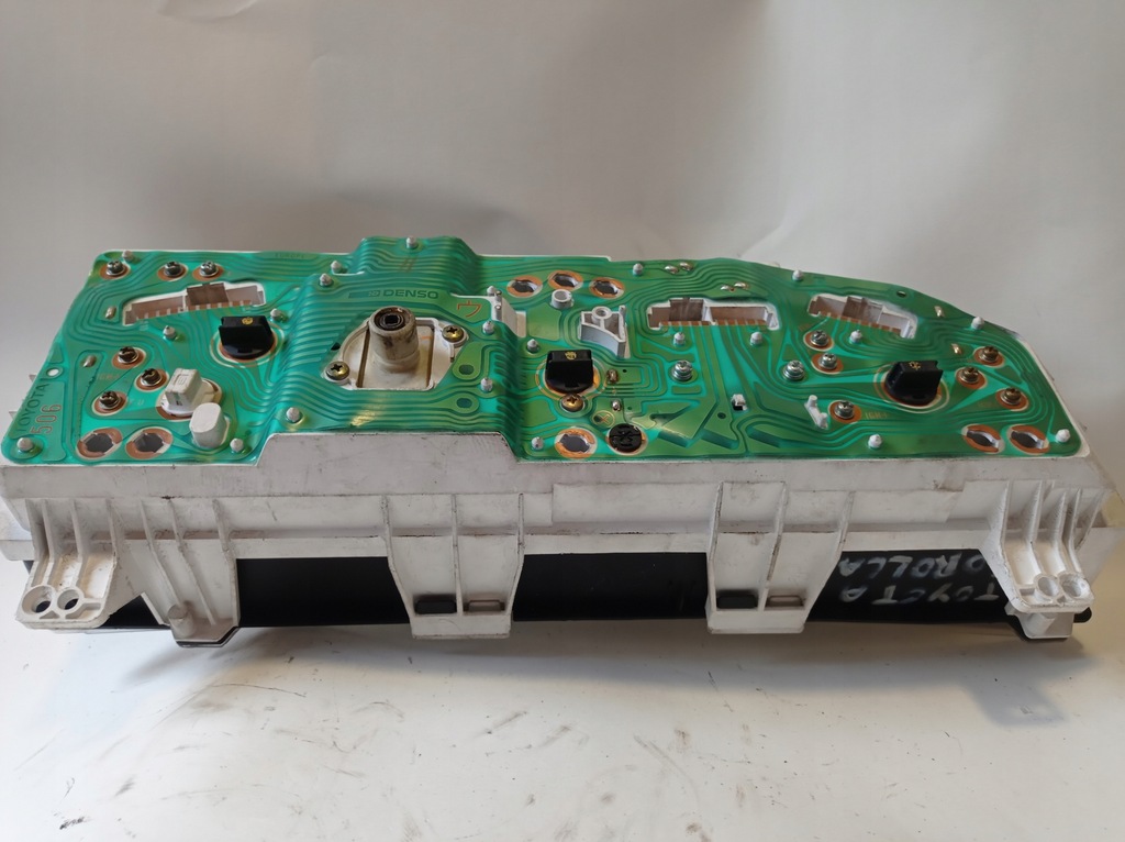 фото №10, Счетчик приборы toyota corolla 1.3 832001a460