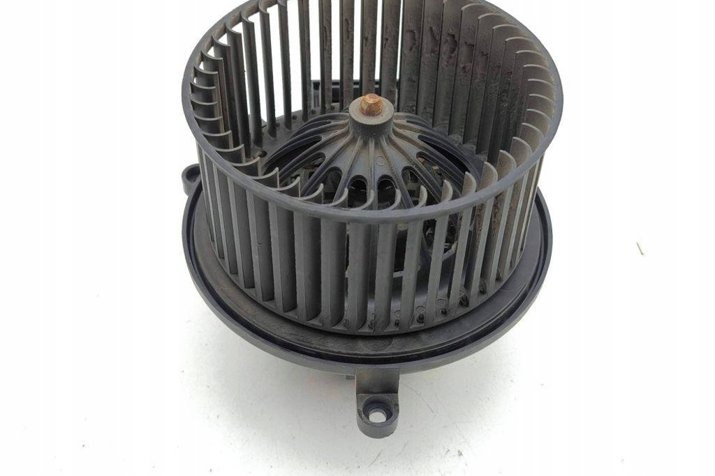 фото №8, Отопитель chrysler grand voyager v rt ay2727000282 2.8l дизель 120kw