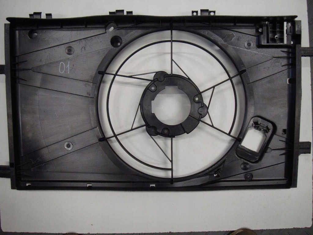 фото №1, Корпус вентилятора радиатора opel 13241743