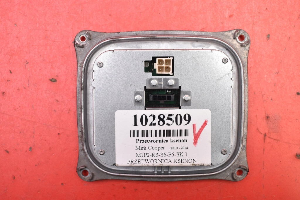 фото №1, Преобразователь ксенон ксенон левая 130732915301 mini cooper r55 10-14