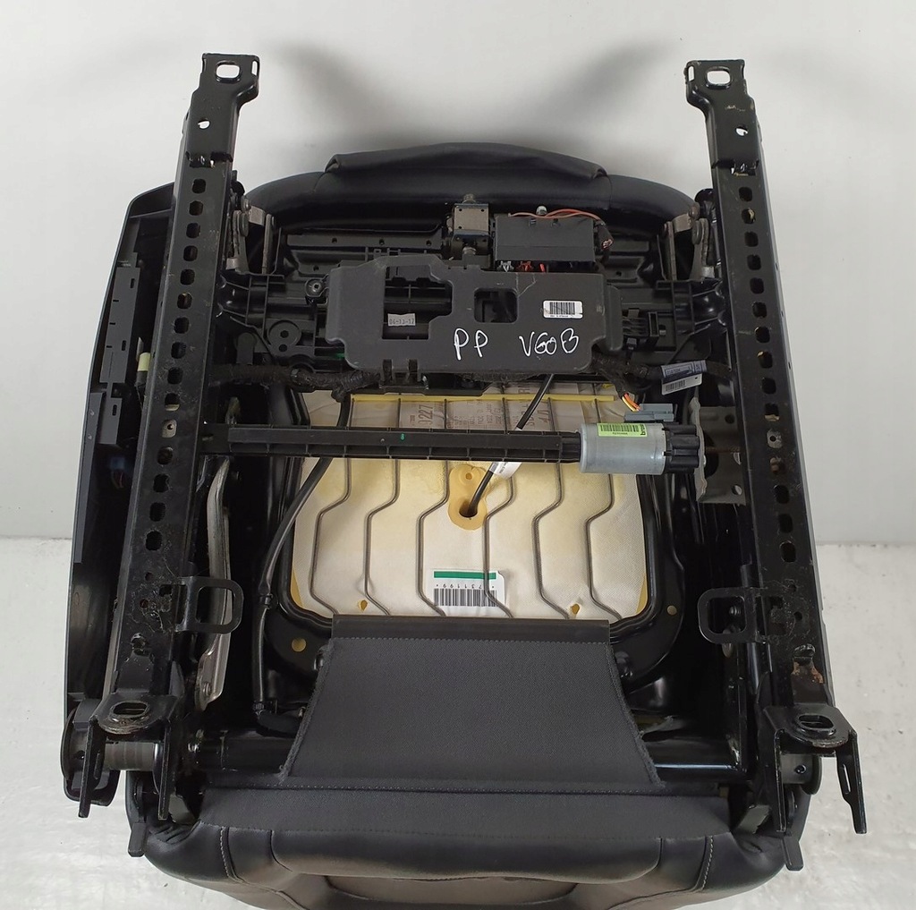 фото №8, Сиденье правый перед с подогревом volvo v60 i europa