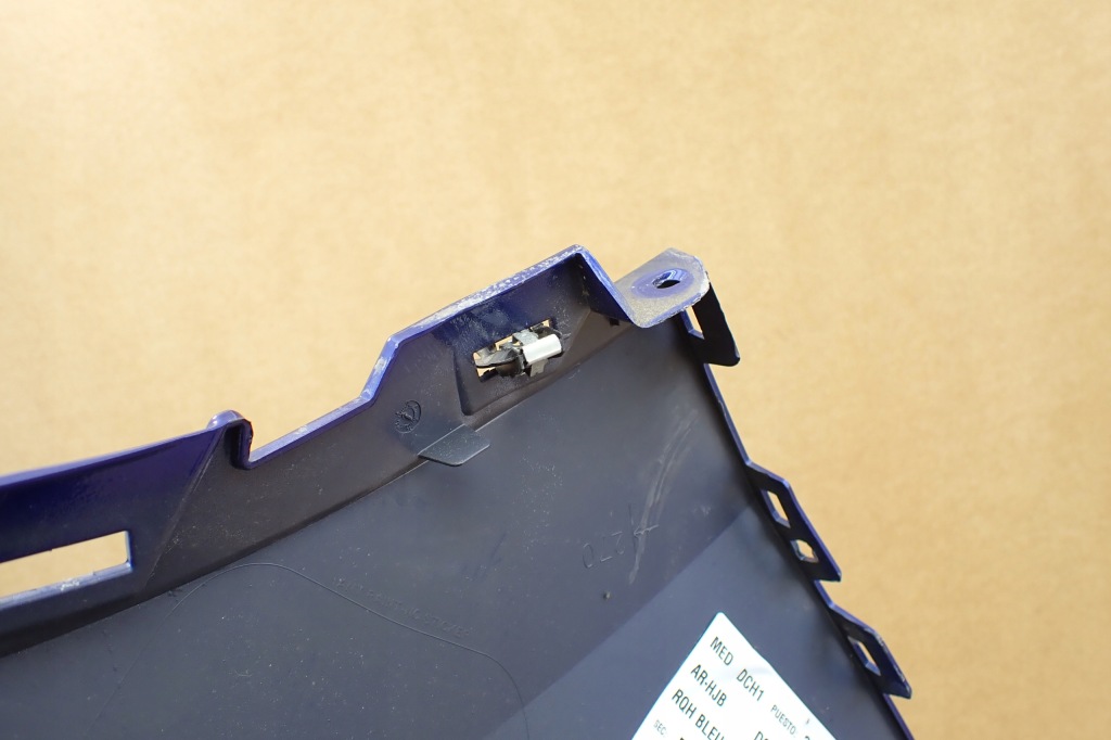 Renault captur 2 2 19- уголок бампера заднего задний правая  850161615r оригинальный номер с Разборки