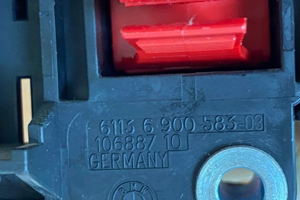 Коробка запобіжників bmw 7 e65, e66, e67 18572 3.0l дизель 170kw 2007 Київ